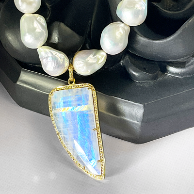 Freshwater Pearl Necklace with Rainbow Moonstone Dagger Pendant