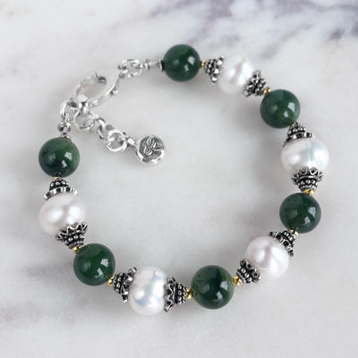 10mm Jade & Freshwater Pearl Bracelet