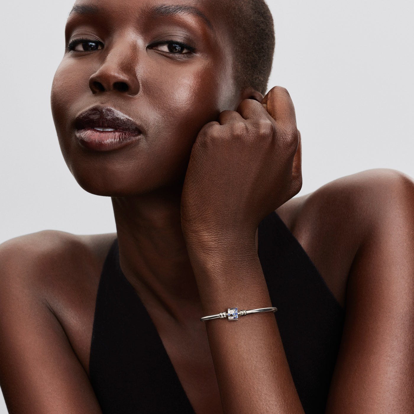 Pandora Sparkling Barrel Clasp Bangle