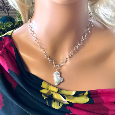 Baroque Pearl on SS Quatrefoil Necklace