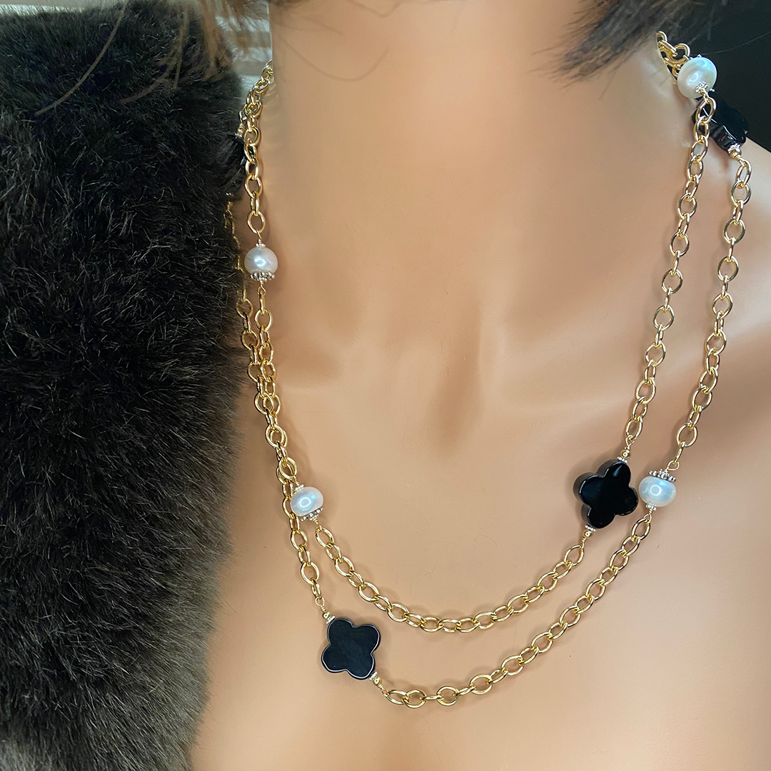 Onyx Quatrefoil & Button Pearl Necklace