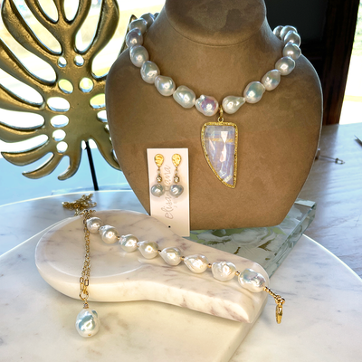 Freshwater Pearl Necklace with Rainbow Moonstone Dagger Pendant