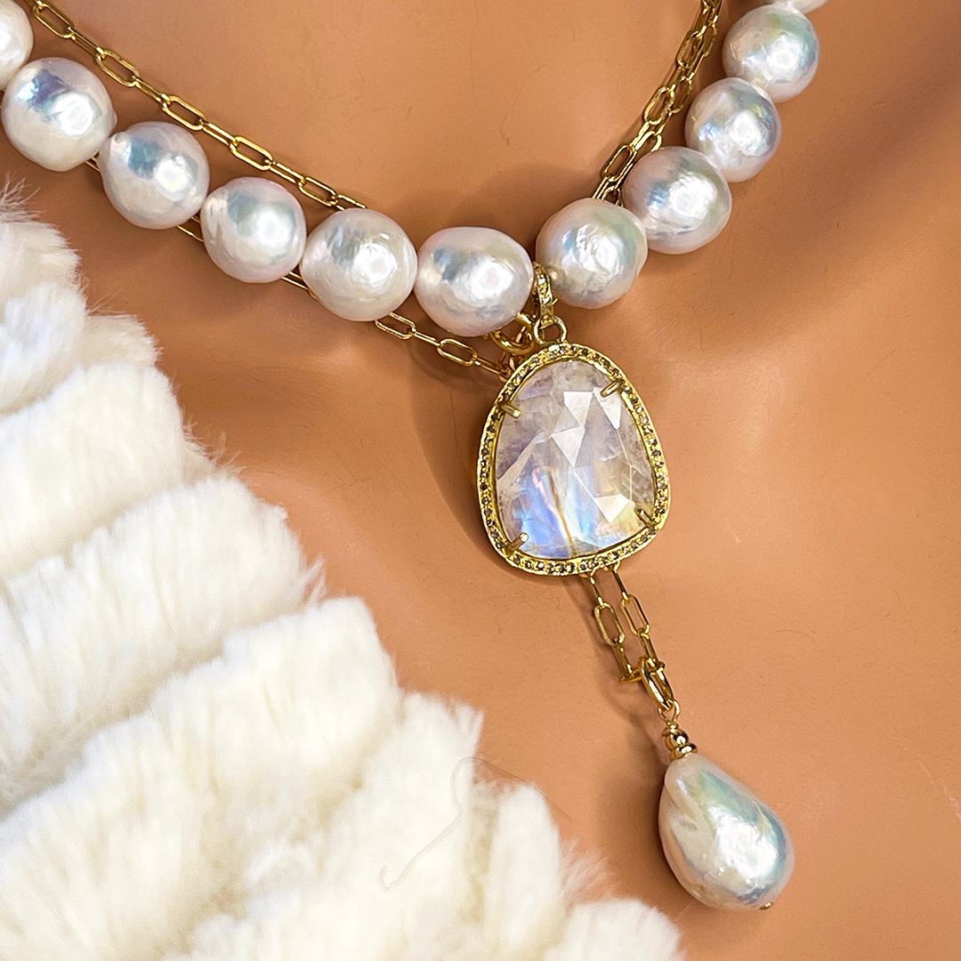 Top Moonstone and freshwater pearl gold pendant necklace