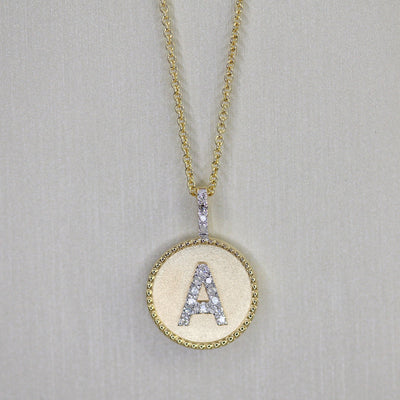 14KY Circle Pendant w/ Diamond Initial Necklace