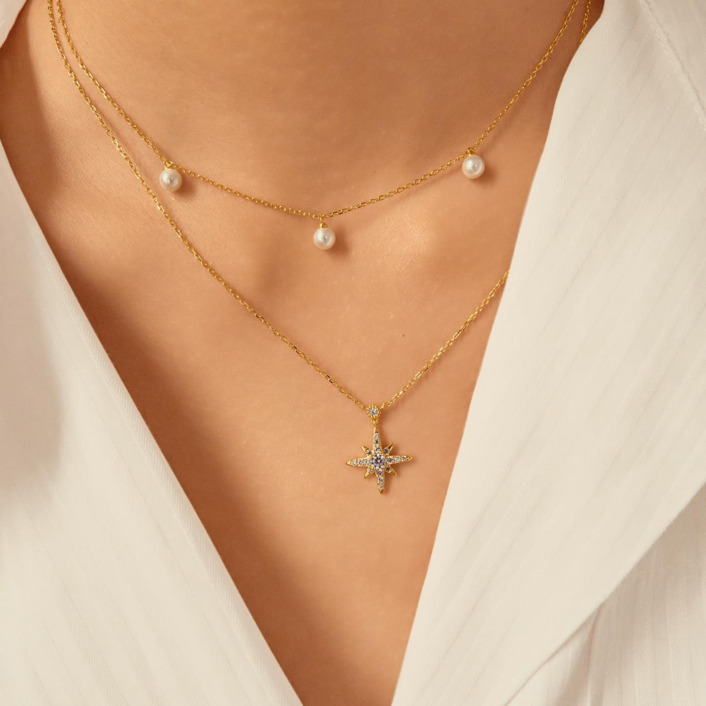 Glimmer Glow - Gold Triple Shell Pearl Station Necklace